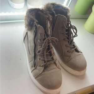 Women's Tan Fur-Lined Ankle Boots